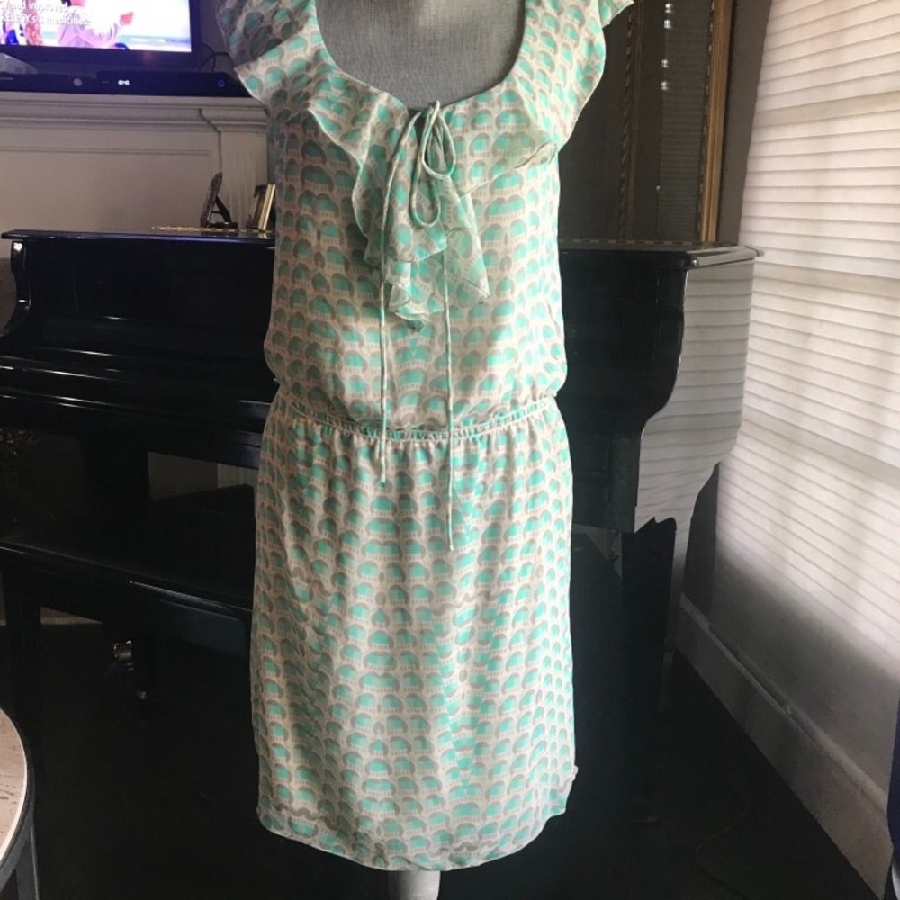 Max studio dress small